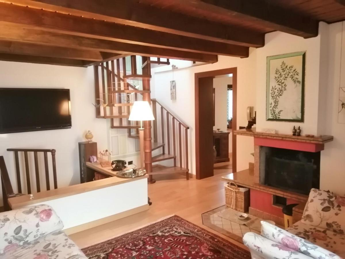 سان زينو دي مونتانا Beb Da Paolo Con Vista Lago المظهر الخارجي الصورة