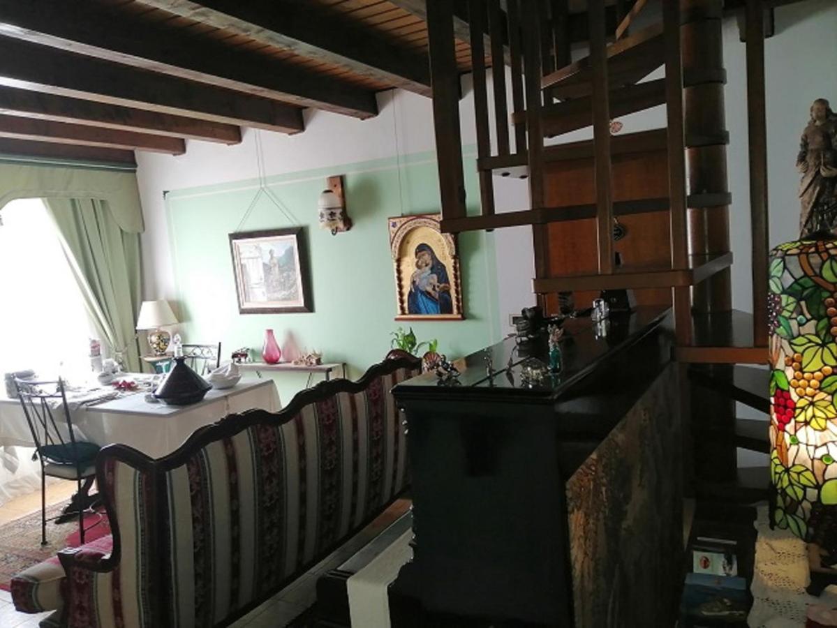 سان زينو دي مونتانا Beb Da Paolo Con Vista Lago المظهر الخارجي الصورة
